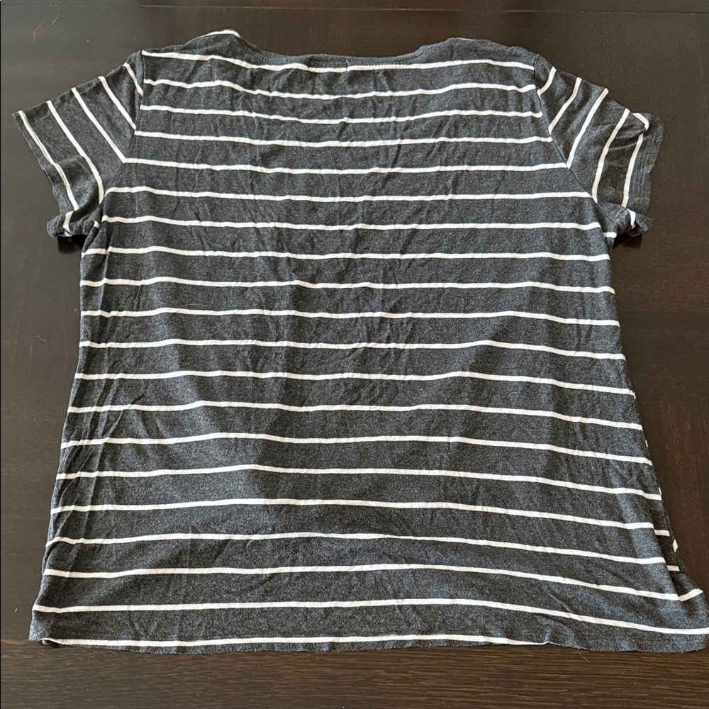 nine britton Black & White Striped Knot-Front Short Sleeve Tee - Picture 3 of 3